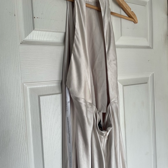 Dynamite RSVP dress, size large - Picture 5 of 6